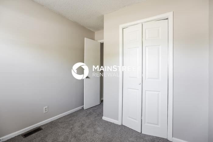 12401 E 59th St - Photo 7 of 16