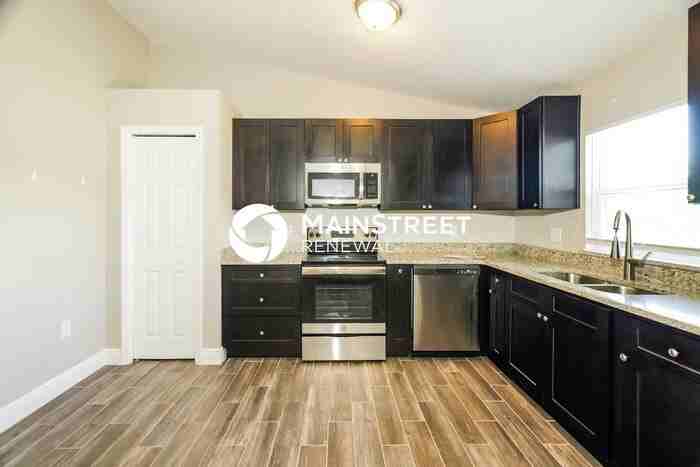 844 Jarnac Dr - Photo 7 of 17