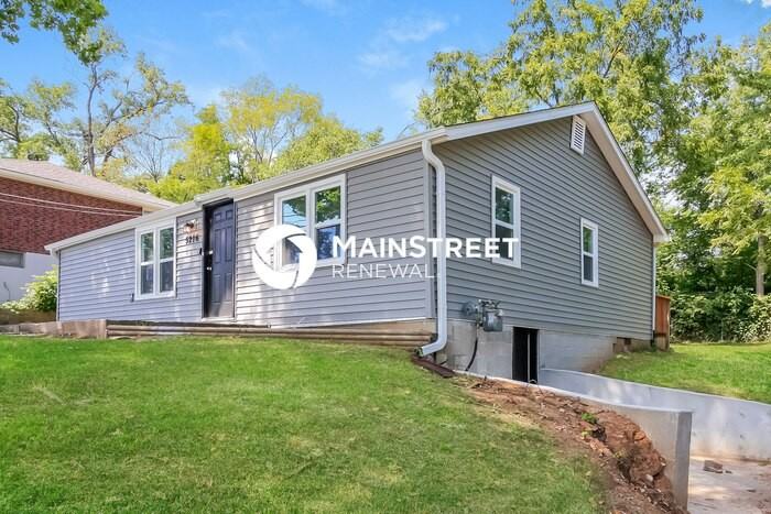 5216 Ne Barnes Ave - Photo 3 of 16