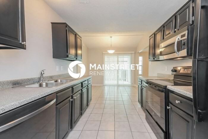 2400 Markland St - Photo 6 of 16