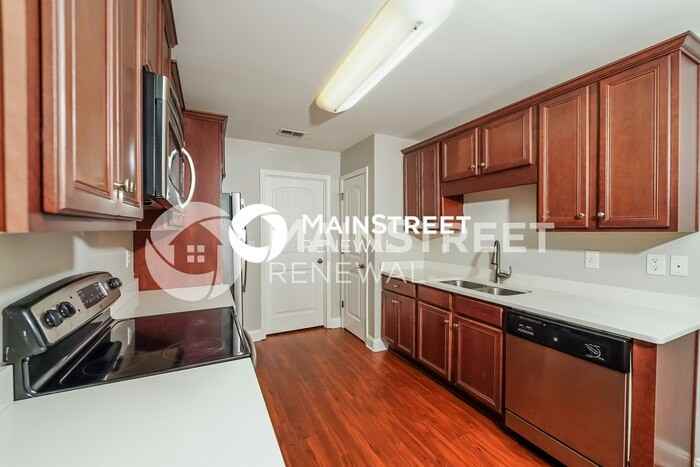 50 Clover St - Photo 7 of 16
