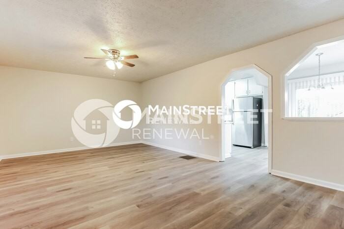6297 Wellington Ct - Photo 5 of 16