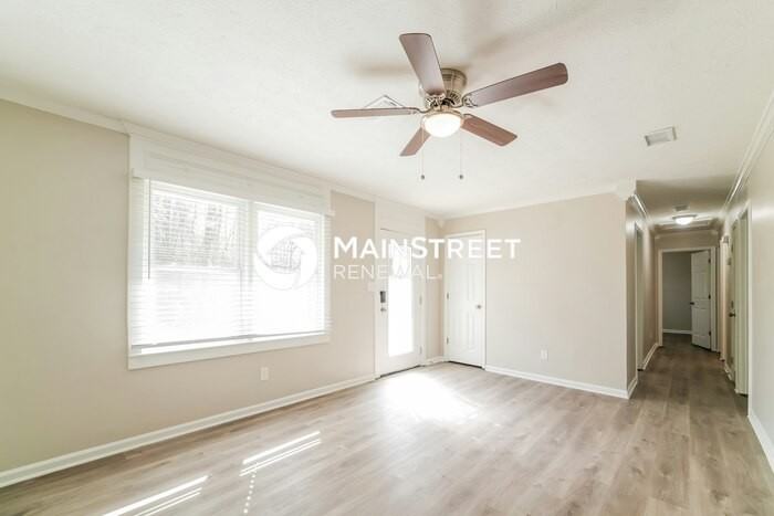3621 Miller St - Photo 4 of 16