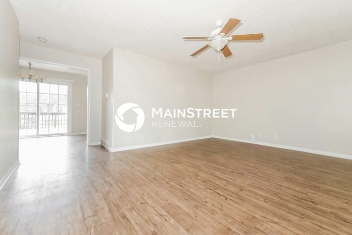 206 Maple St - Photo 5 of 18