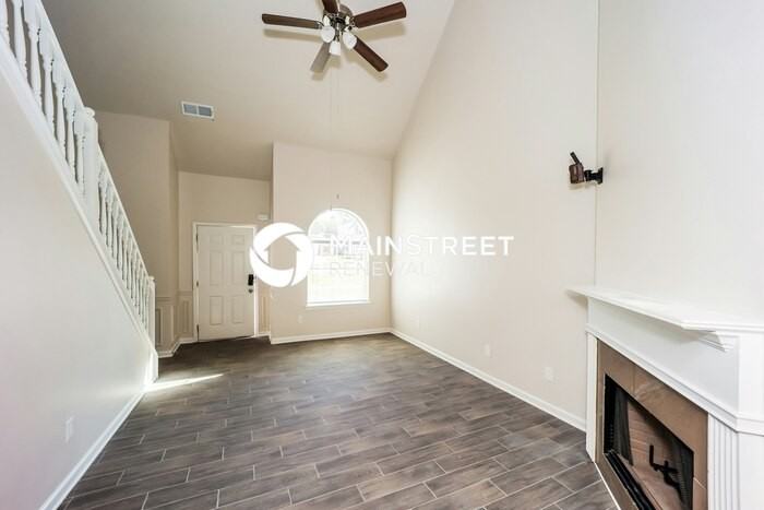 2618 W Meyer Dr - Photo 4 of 19