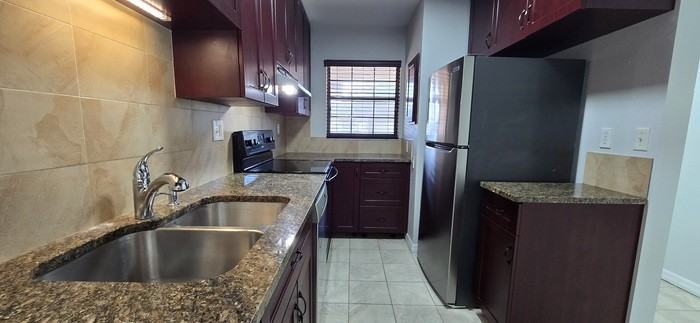 5325 Treetops Dr #T204 - Photo 7 of 13