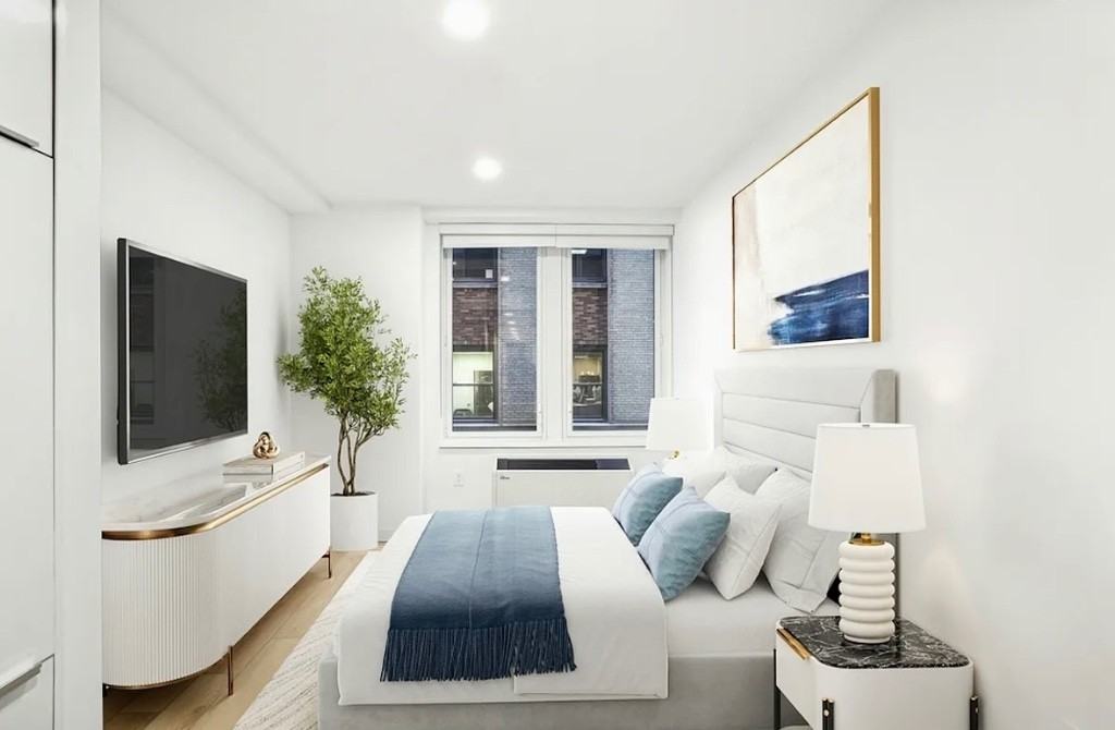 20 Broad St #1501 - Photo 5 of 8