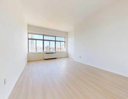 featured image of 90 Washington St #12S