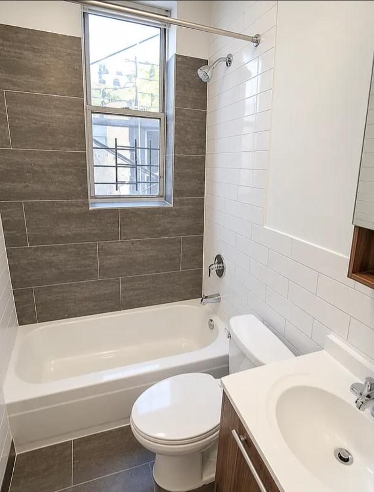 1566 Pacific St #4AA - Photo 6 of 6