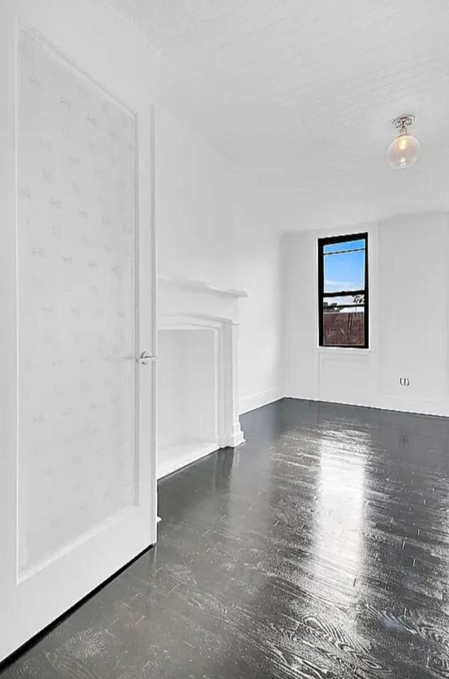 16 Judge St #4W - Photo 6 of 7