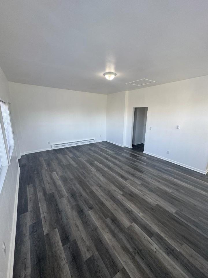 North Bay Villa - Photo 5 of 17