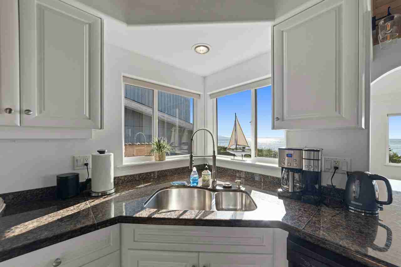 4825 Sucia Dr - Photo 6 of 45