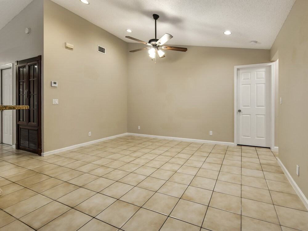 4501 Nw 49th Ct - Photo 2 of 19