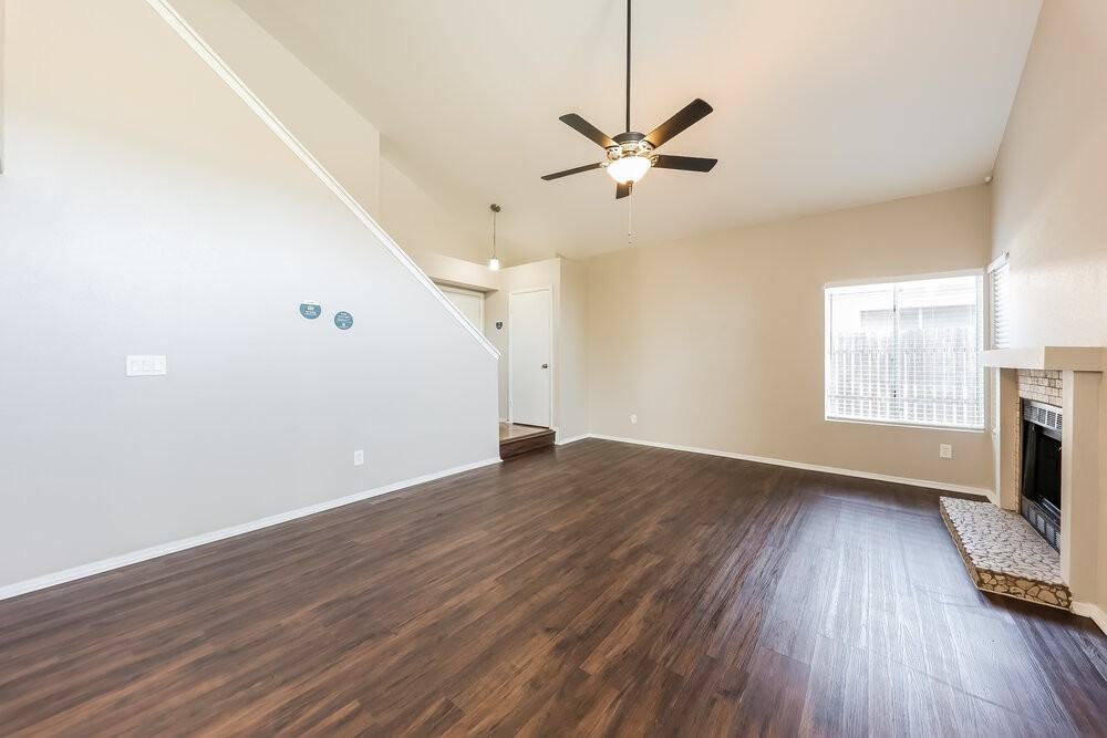 4446 W Piute Ave - Photo 5 of 17
