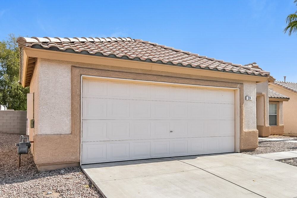 324 Montessa Ave - Photo 3 of 16