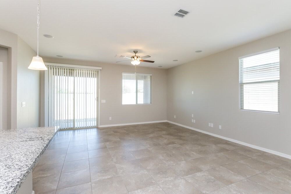 2100 W Garland Dr - Photo 3 of 16