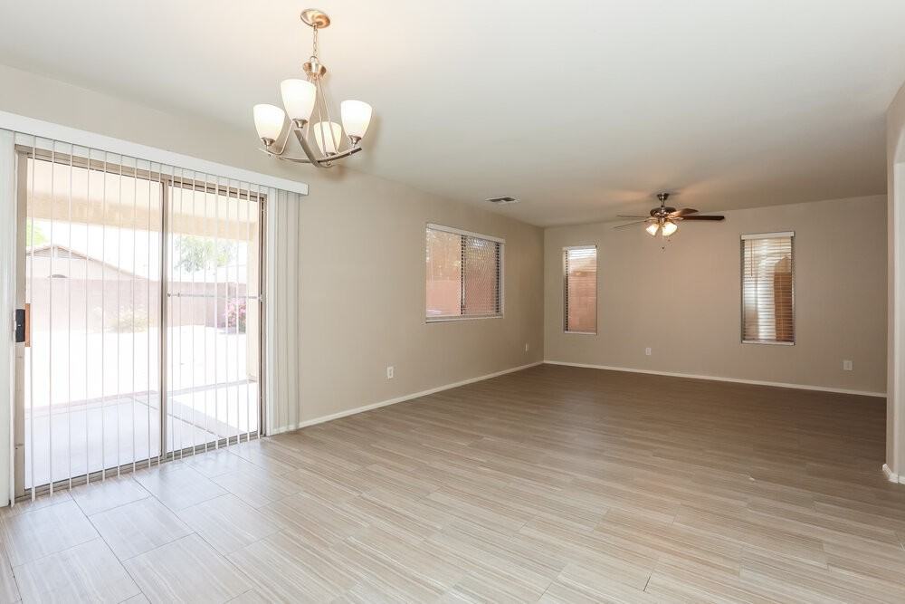 29821 N Blackfoot Daisy Dr - Photo 6 of 17