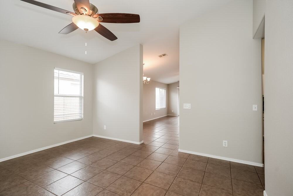 429 S 93rd Pl - Photo 6 of 16