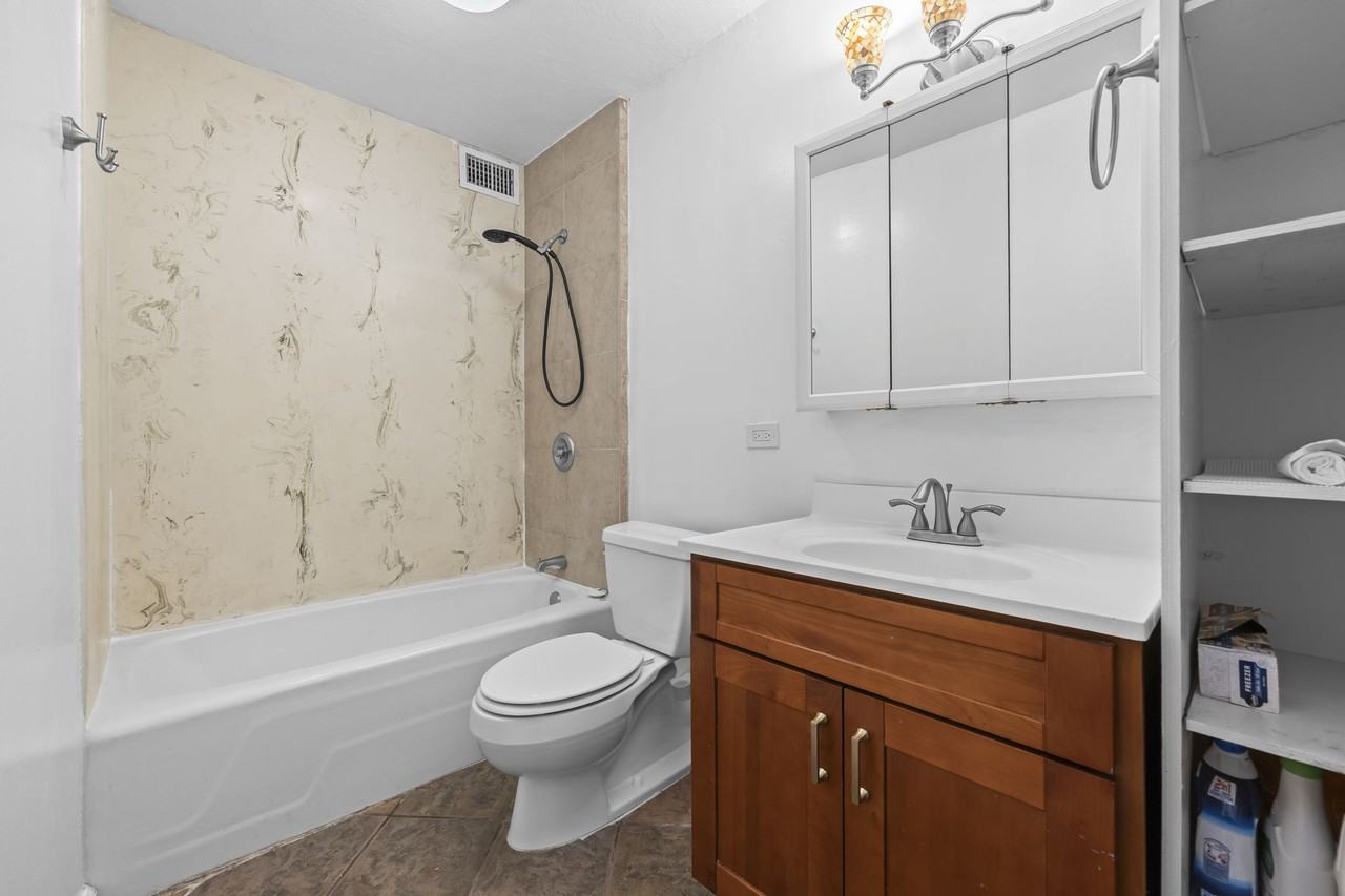 1630 Liholiho Street - 1Apt 505 #1 - Photo 5 of 19