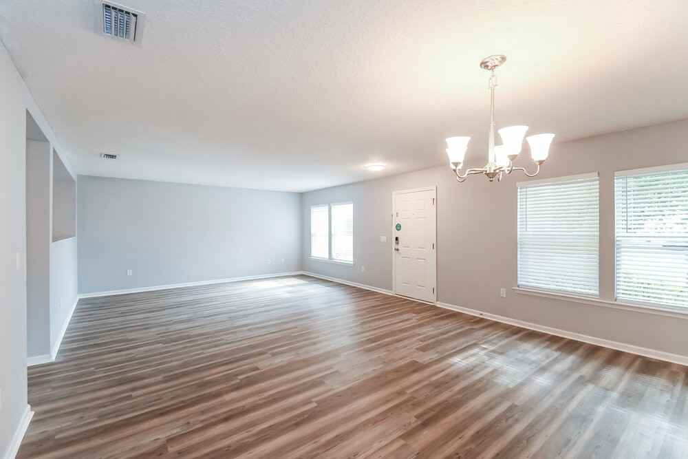11783 Carson Lake Dr W - Photo 4 of 17