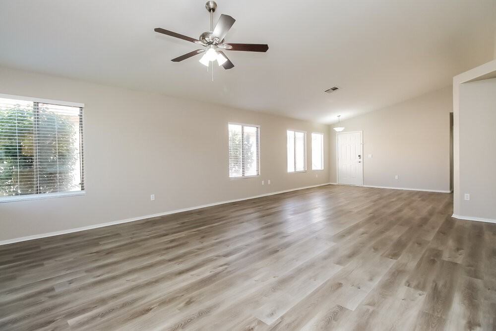 2092 E Saratoga St - Photo 3 of 16