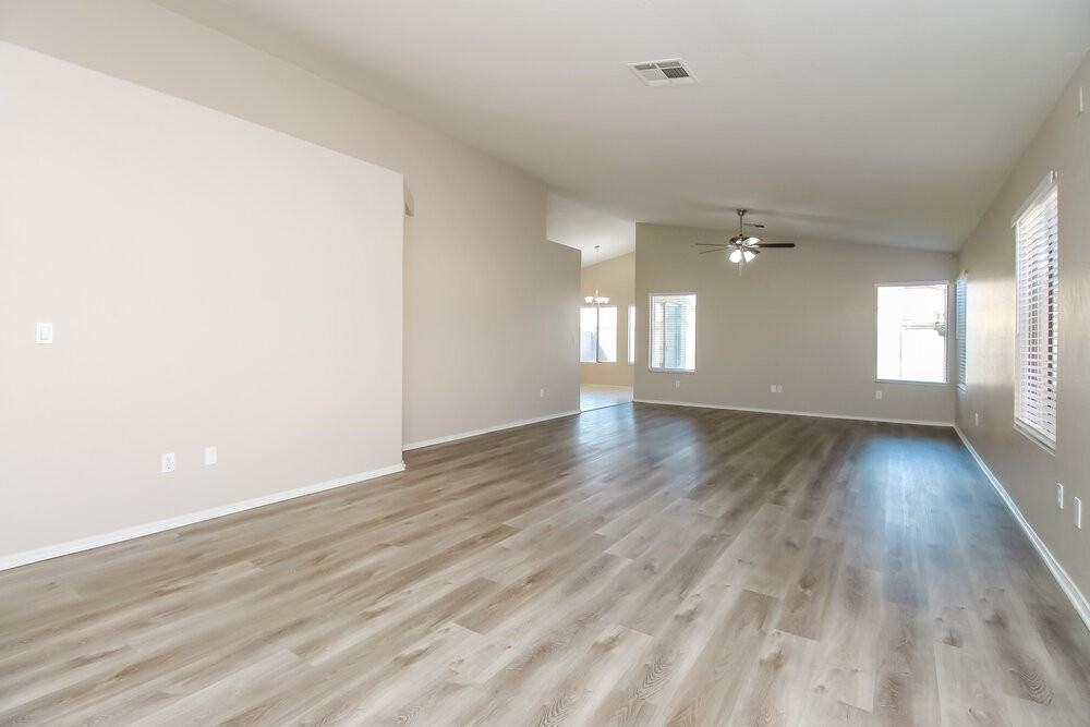 2092 E Saratoga St - Photo 5 of 16