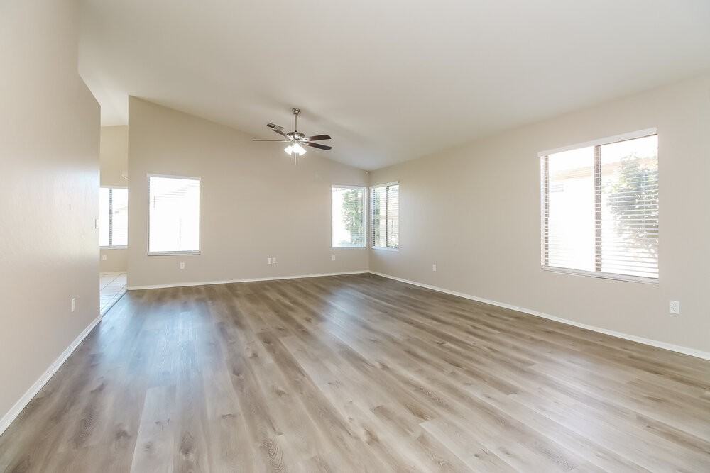 2092 E Saratoga St - Photo 6 of 16