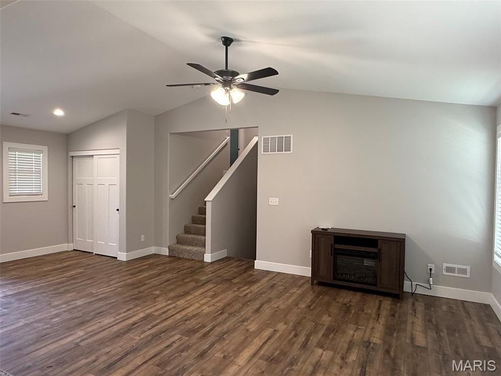 1181 Marathon Dr - Photo 3 of 15