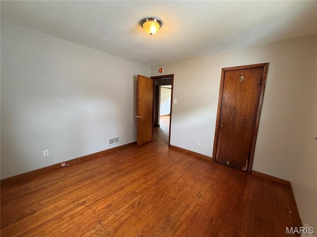 9812 Winkler Dr - Photo 6 of 15