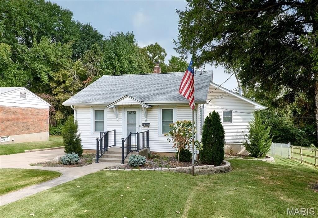 9139 E Milton Ave - Photo 3 of 39