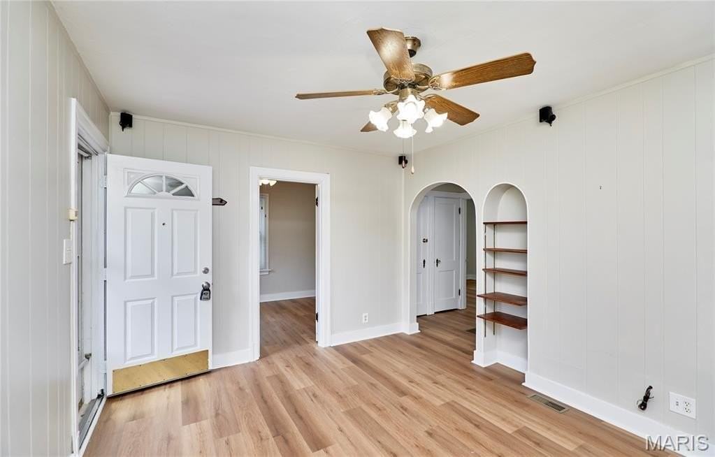 9139 E Milton Ave - Photo 6 of 39
