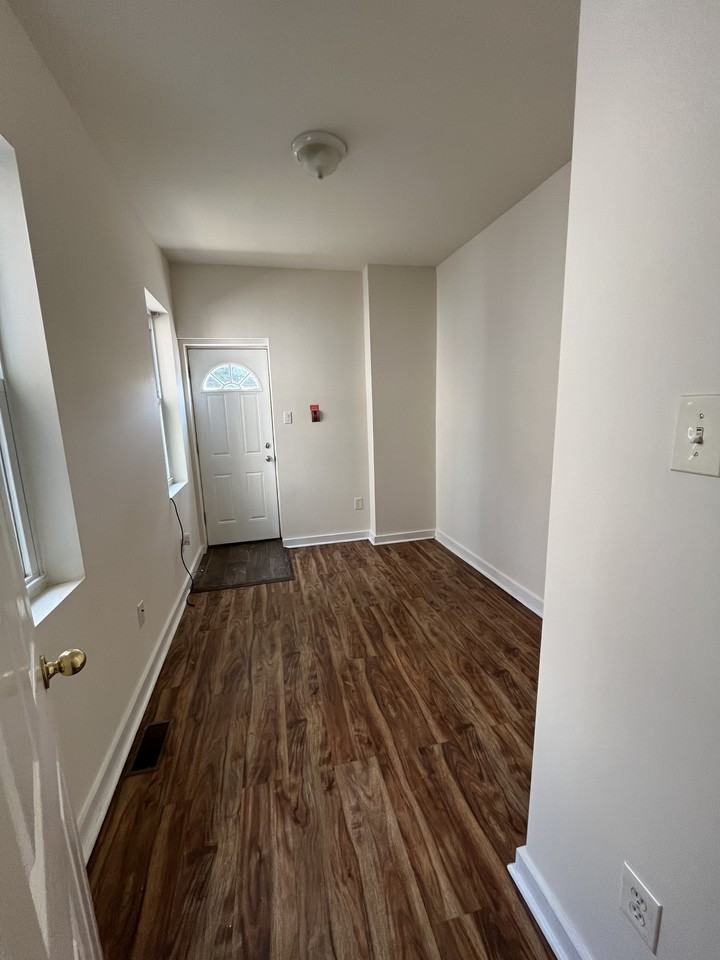 20 W Haines St #1 - Photo 5 of 7