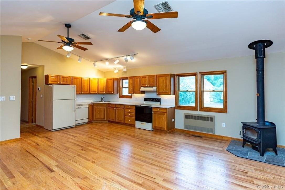 5 E Main St #3 - Photo 7 of 28