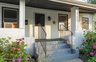 713 18th Ave - Photo 1 of 1