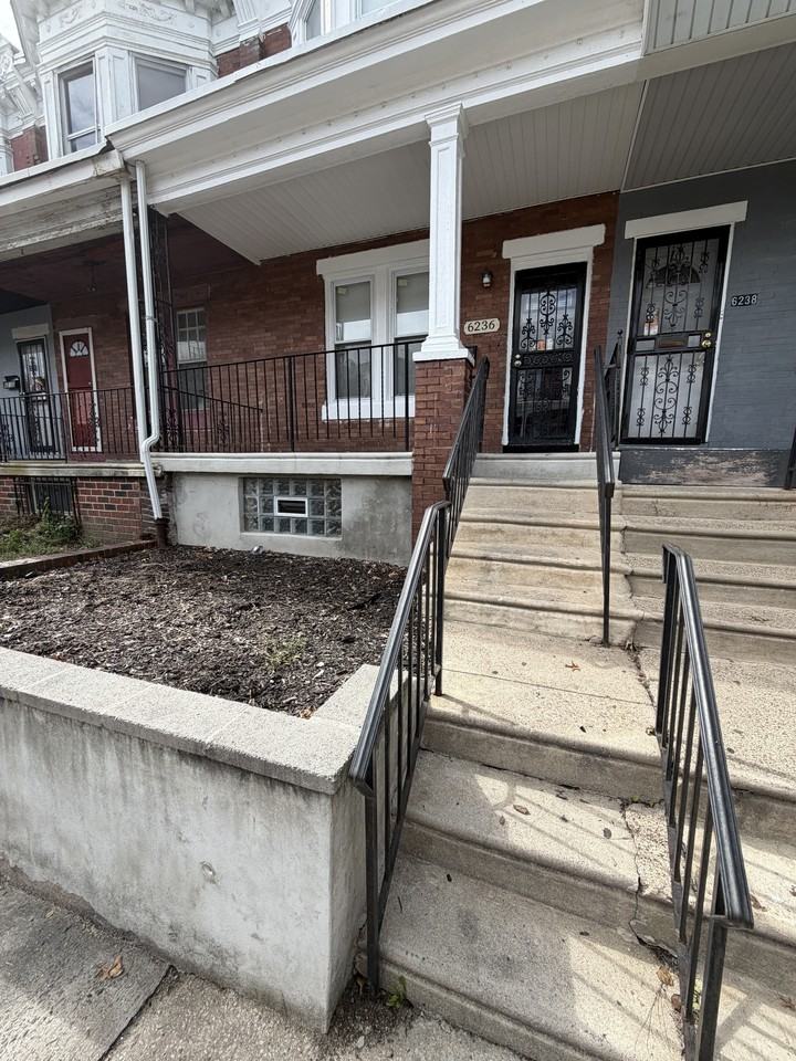 6236 N Lambert St #1 - Photo 2 of 17