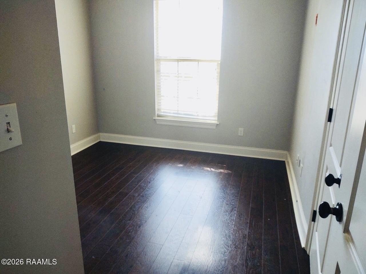 127 Range Dr - Photo 4 of 10