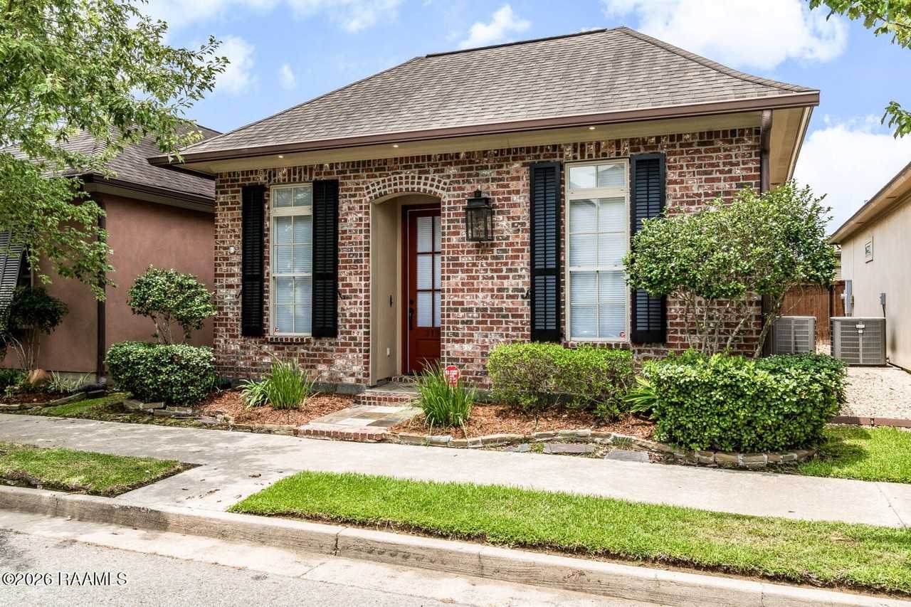 313 Waterview Rd - Photo 2 of 20