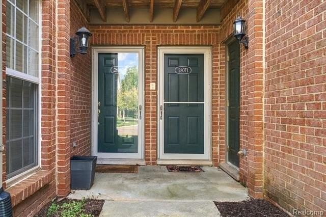 28067 Carlton Way Dr - Photo 5 of 26