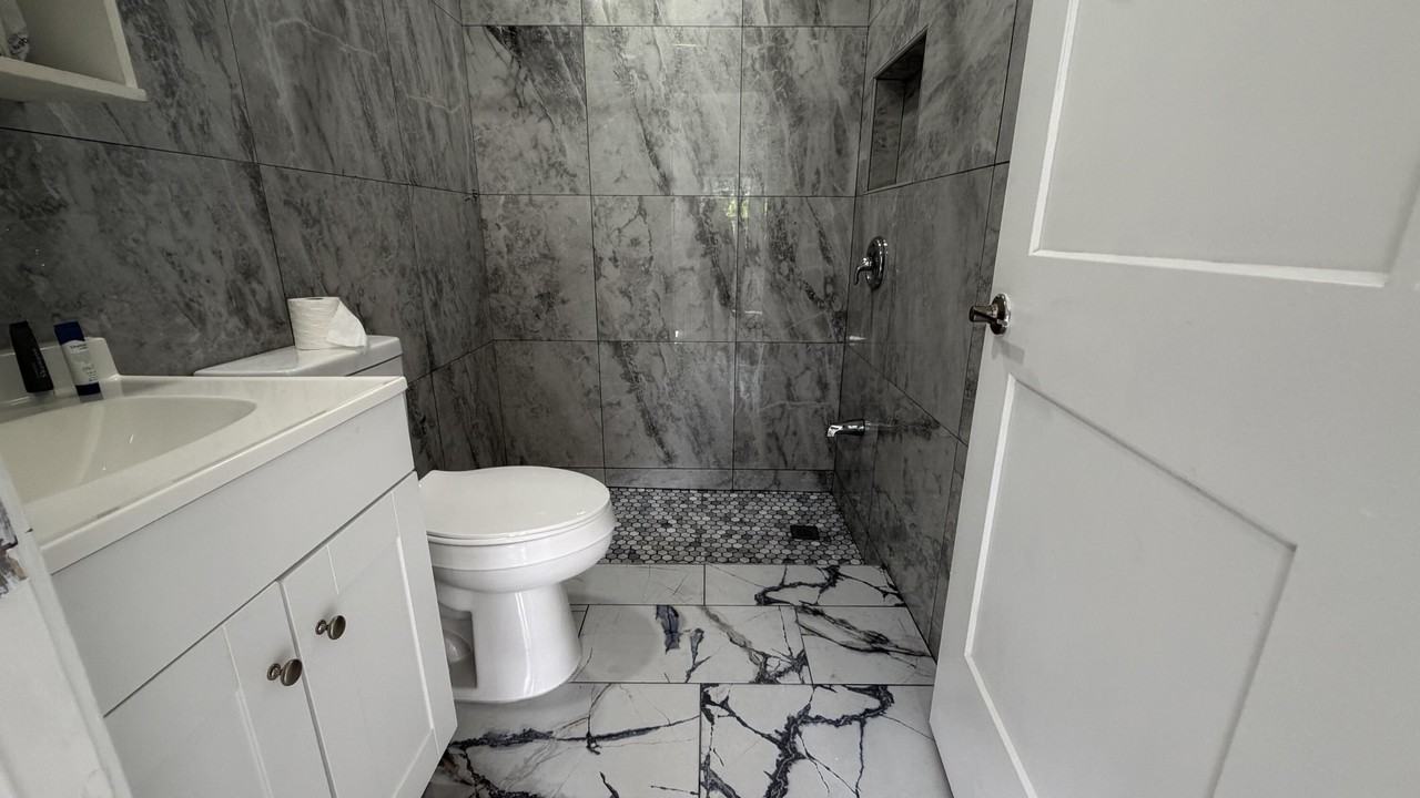 512 Se 21st Ave #B - Photo 6 of 7