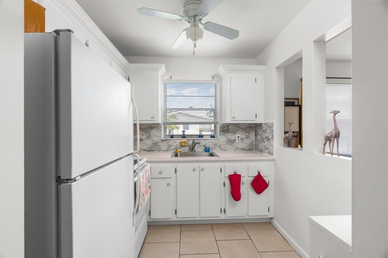 347 Windsor O - Photo 5 of 11