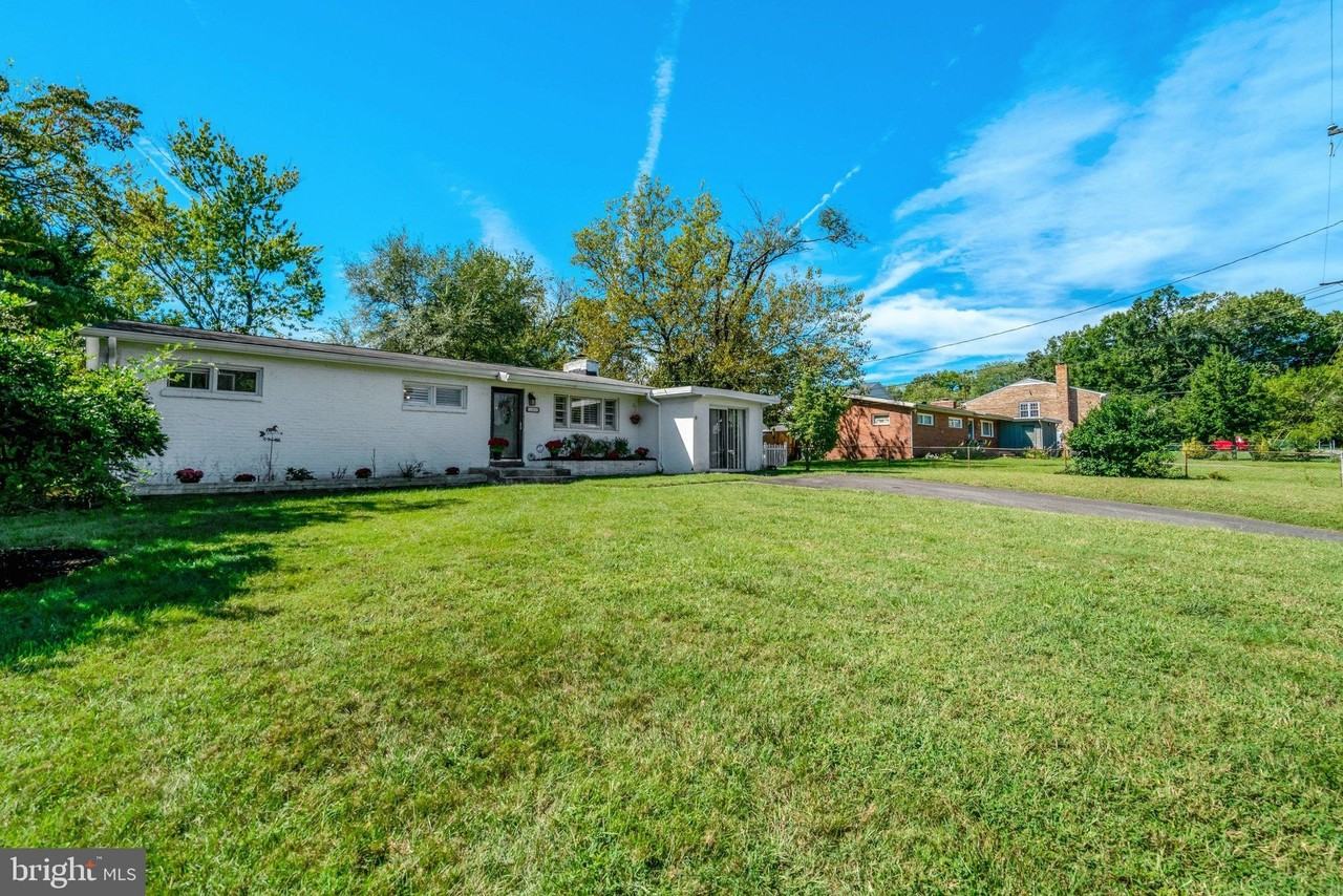 3403 Ayers Dr - Photo 2 of 49