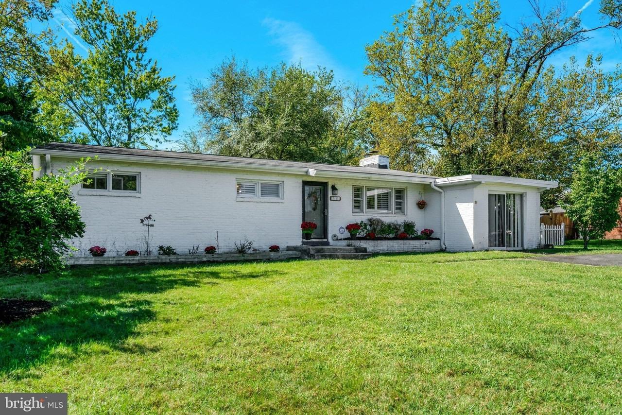 3403 Ayers Dr - Photo 3 of 49