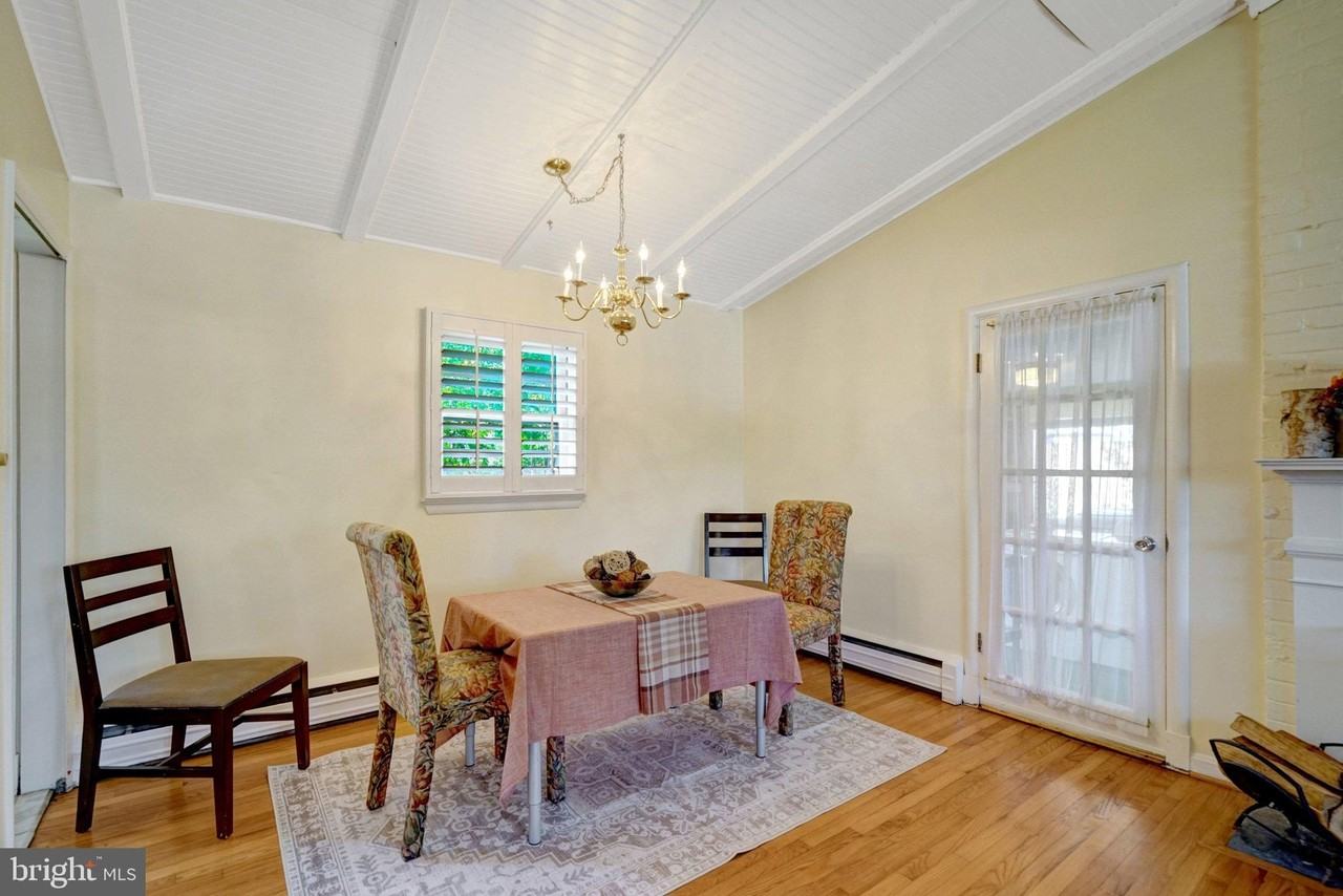 3403 Ayers Dr - Photo 6 of 49