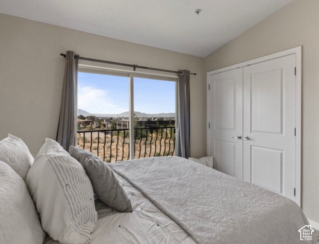 1079 W 965 N #205 - Photo 7 of 13