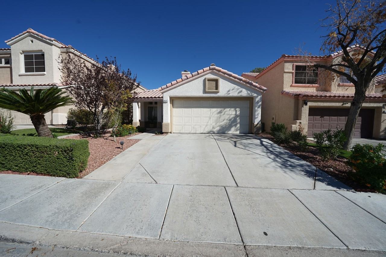 9520 Aspen Glow Dr - Photo 2 of 35