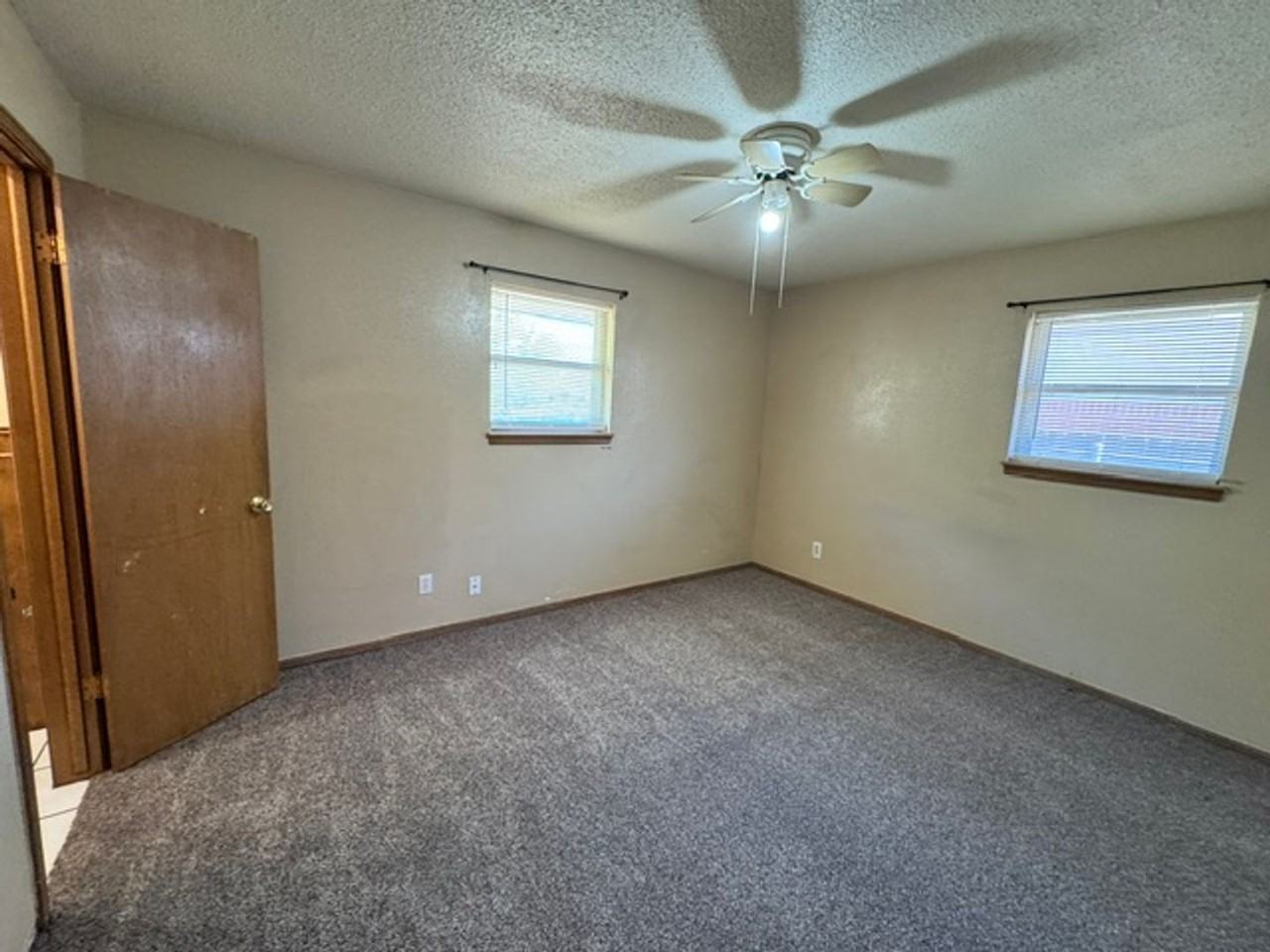 1611 Sw 77th Pl - Photo 7 of 11