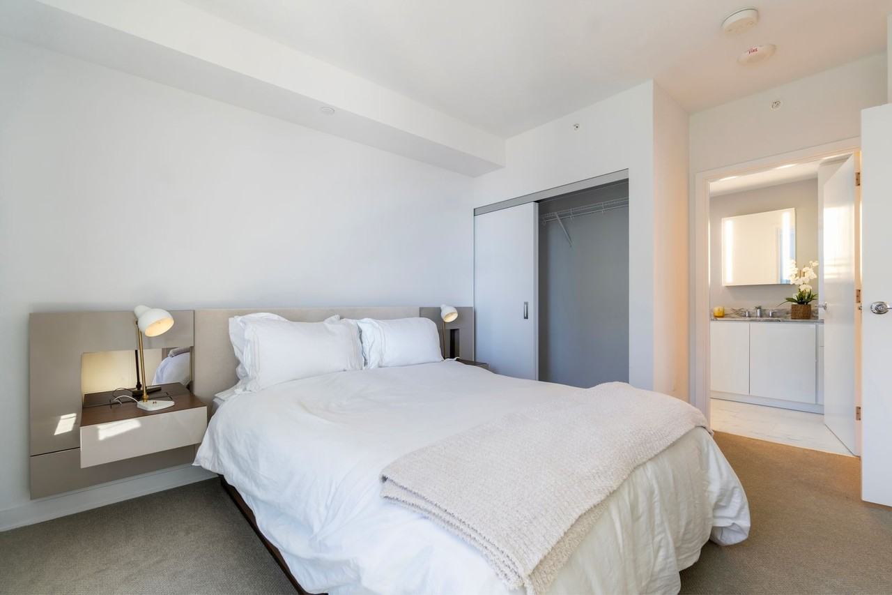 987 Queen St #3714 - Photo 2 of 23