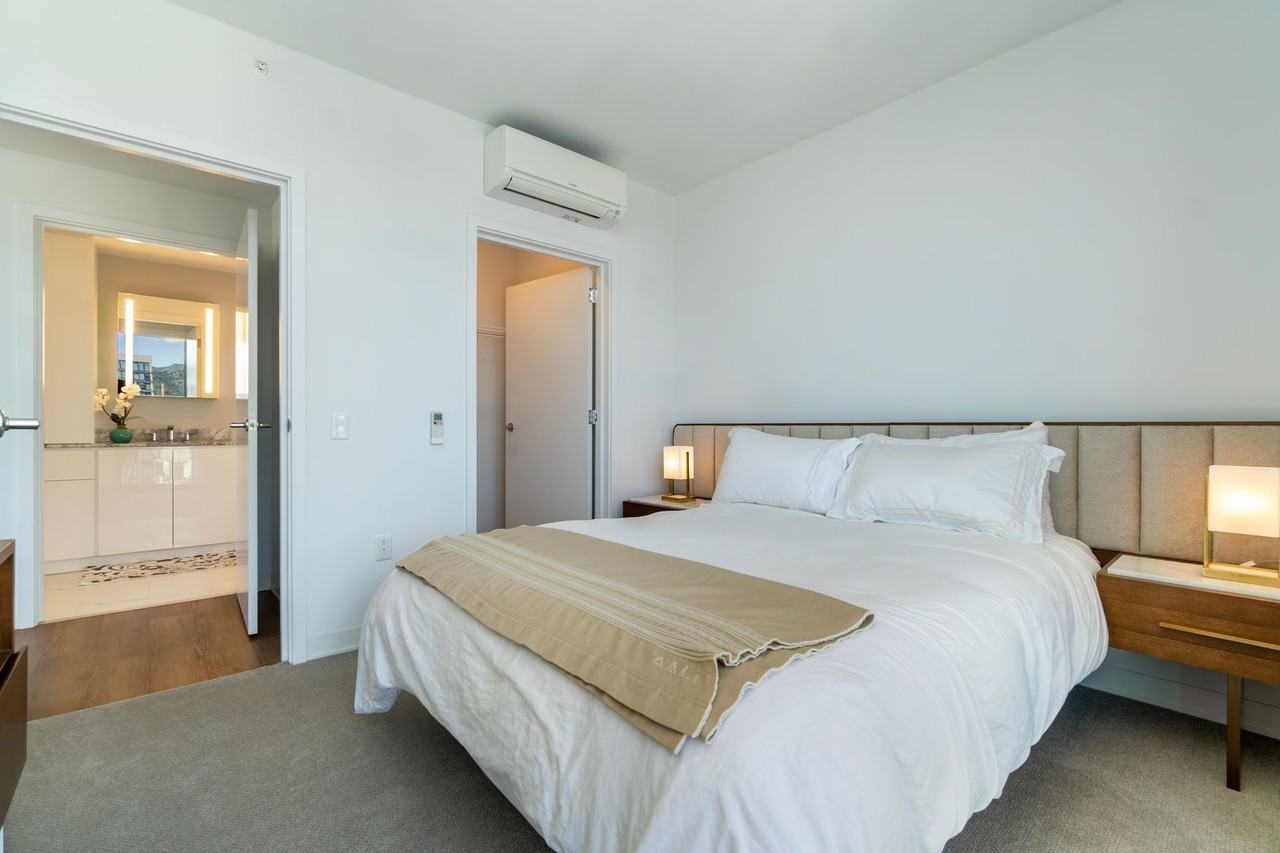 987 Queen St #3714 - Photo 4 of 23