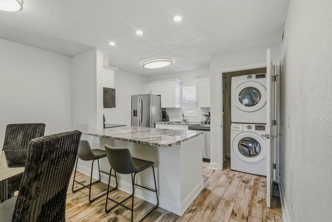 3909 W Cleveland St #1471504P - Photo 3 of 26