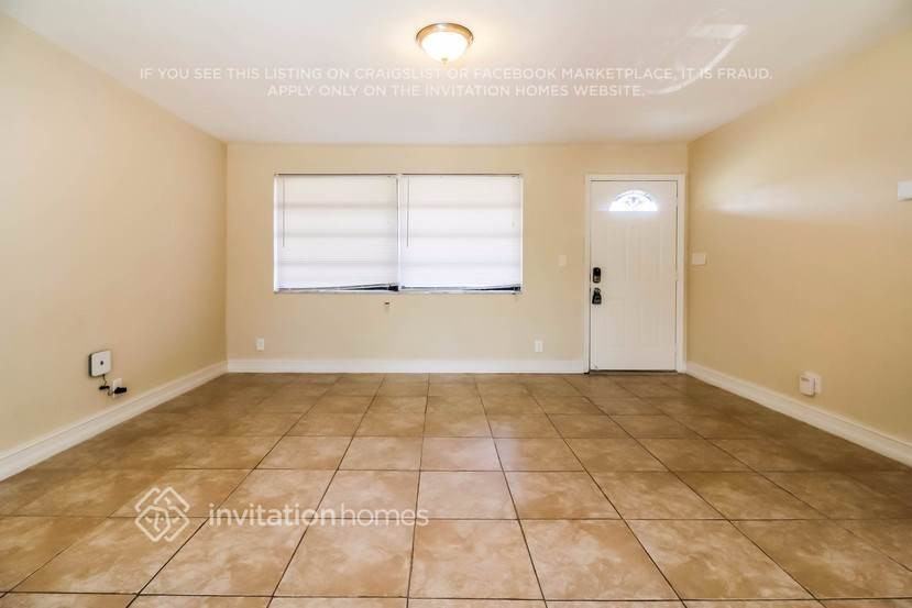 7010 Sw 24th St - Photo 2 of 23